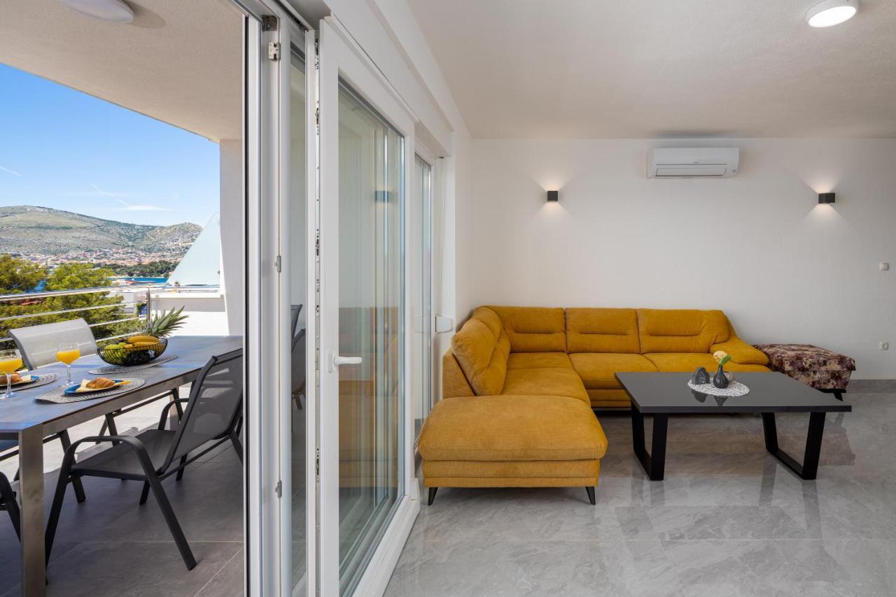 Villa Palavra Trogir Exterior foto